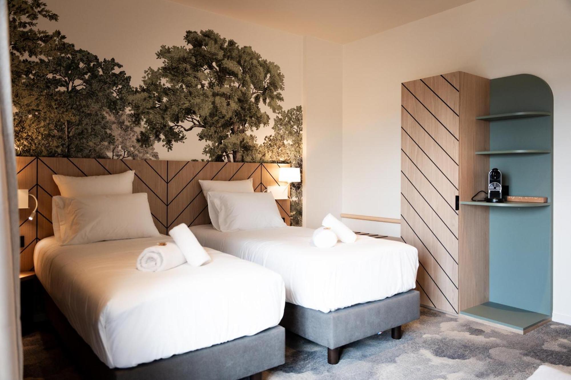 Bo Hotels Ambronay Стая снимка